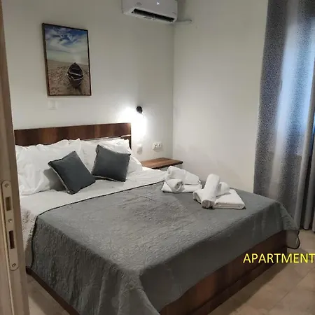 Appartamento Iliokalli Néa Péramos